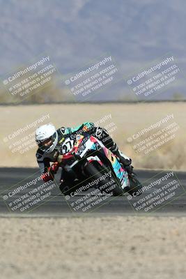 media/Apr-19-2025-CVMA (Sat) [[586b59ad56]]/Race 14-500-350 Supersport/